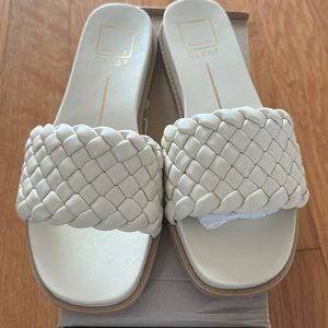 *NWT* Dolce Vita Slides